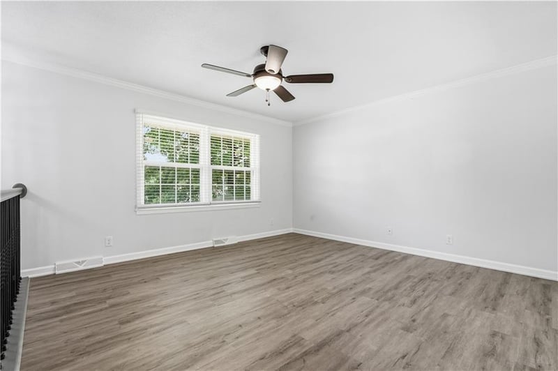11951 E Scarritt Ave, Sugar Creek, MO 64054