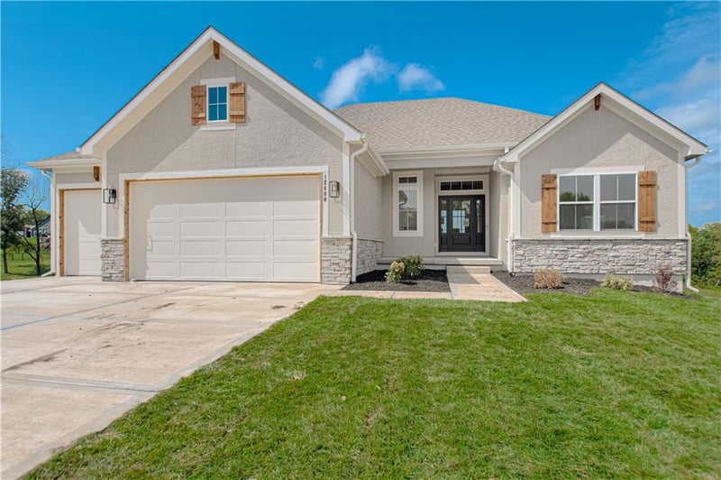 12480 Appaloosa St, Platte City, MO 64079