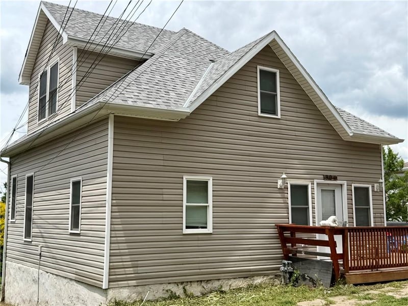 904 Vine St, St Joseph, MO 64503