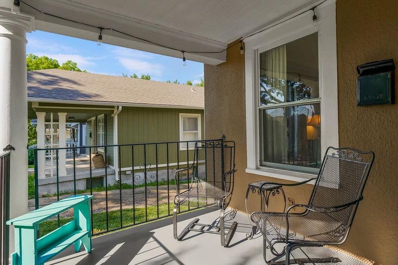 6028 Harrison St, Kansas City, MO 64110