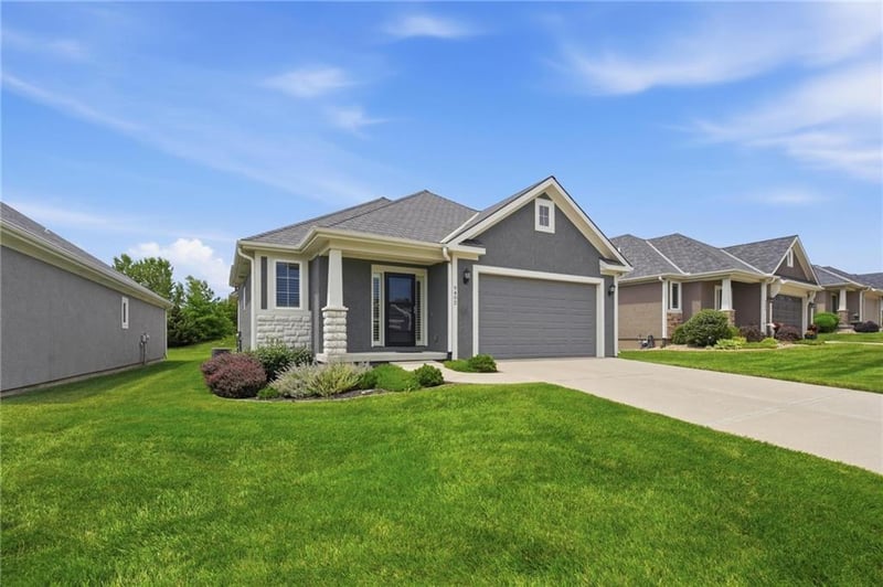 9402 N Bradford Ave, Kansas City, MO 64154