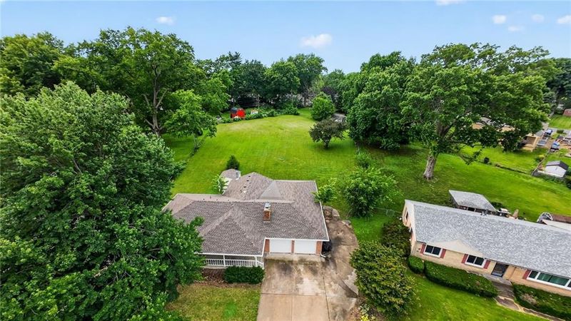 509 Rankin Rd, Independence, MO 64055