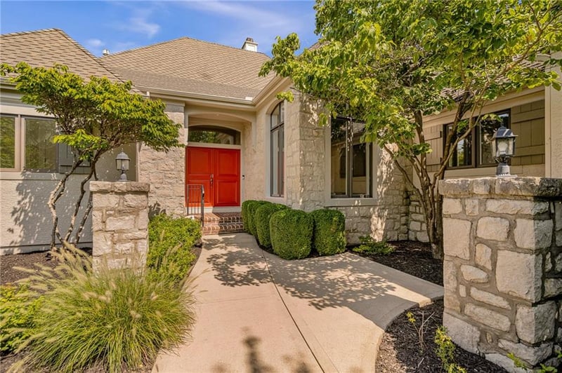 14741 Beverly St, Overland Park, KS 66223