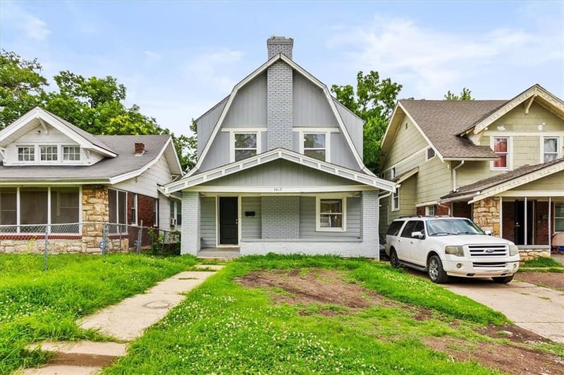 5617 Olive St, Kansas City, MO 64130