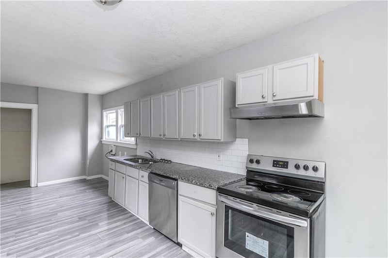 809 Monroe Ave, Kansas City, MO 64124
