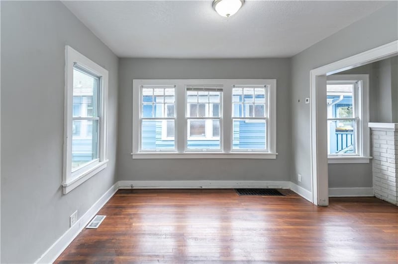 809 Monroe Ave, Kansas City, MO 64124