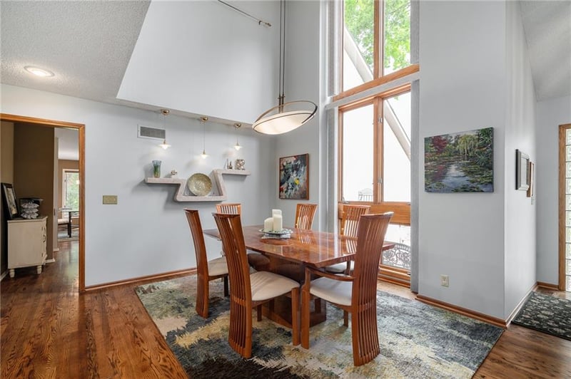 13735 W 82nd St, Lenexa, KS 66215