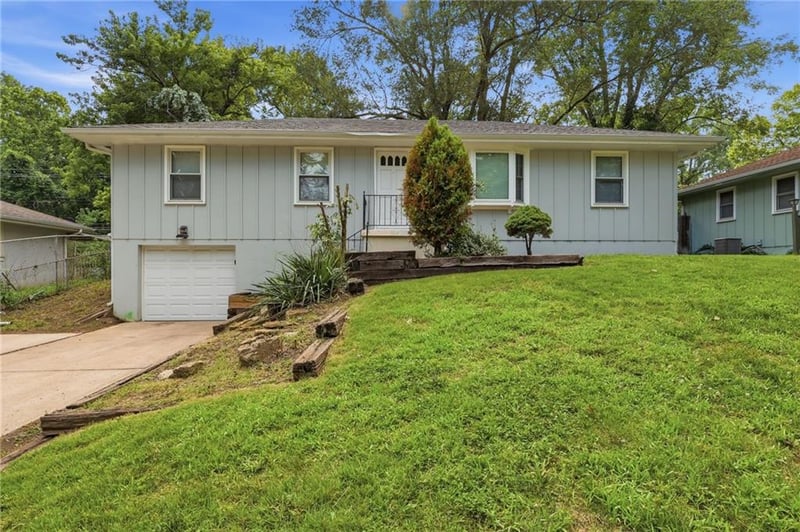 11016 Herrick Ave, Kansas City, MO 64134