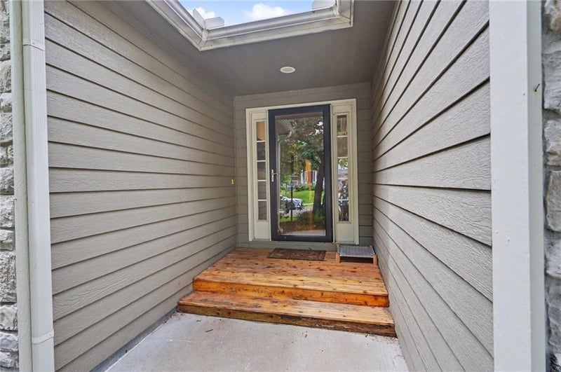 3238 Huntington Rd, Lawrence, KS 66049