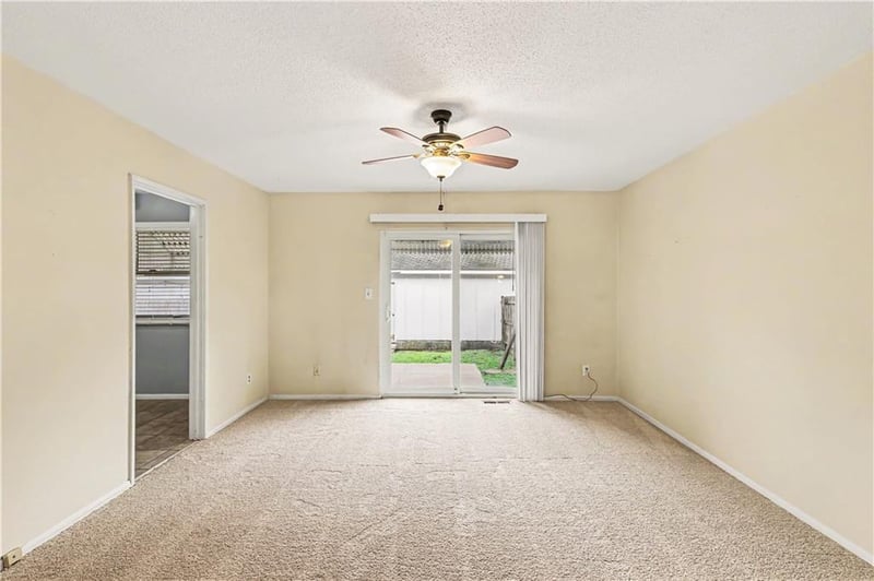 8320 Hadley St, Overland Park, KS 66212