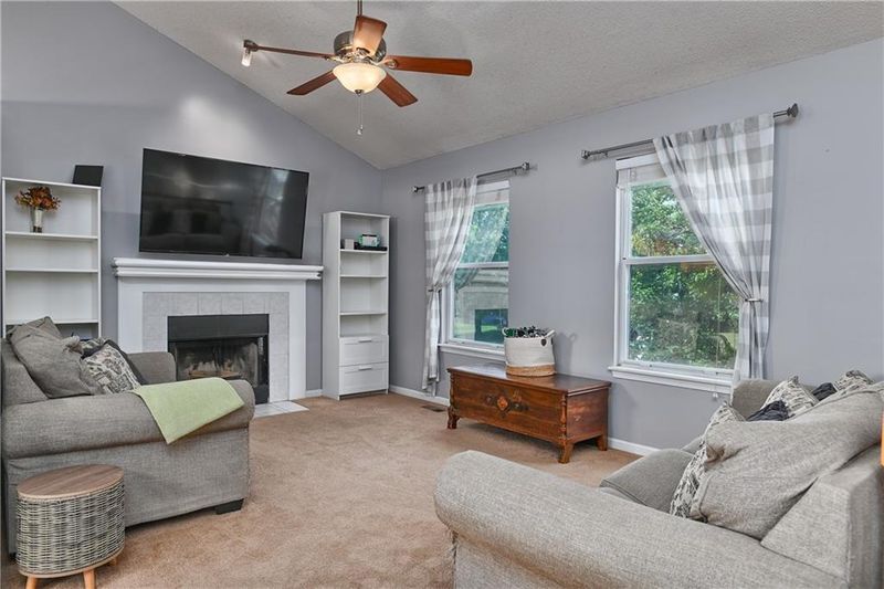 17191 S Walter St, Gardner, KS 66030