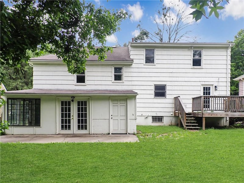13327 Donnelly Ave, Grandview, MO 64030