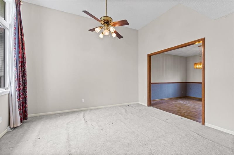 505 NW 87th Ter, Kansas City, MO 64155