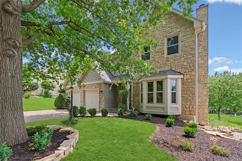 4509 Cedar Ridge Ct, Lawrence, KS 66049