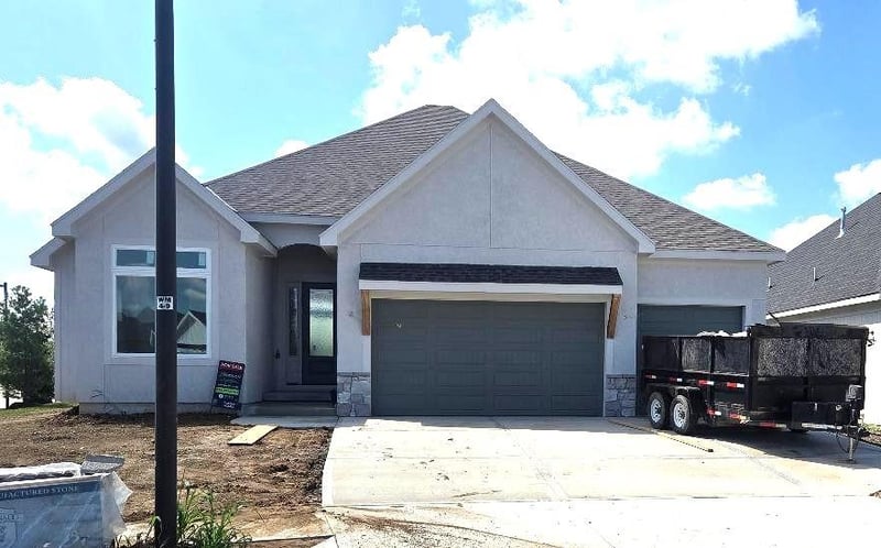 22057 W 94th Ter, Lenexa, KS 66220