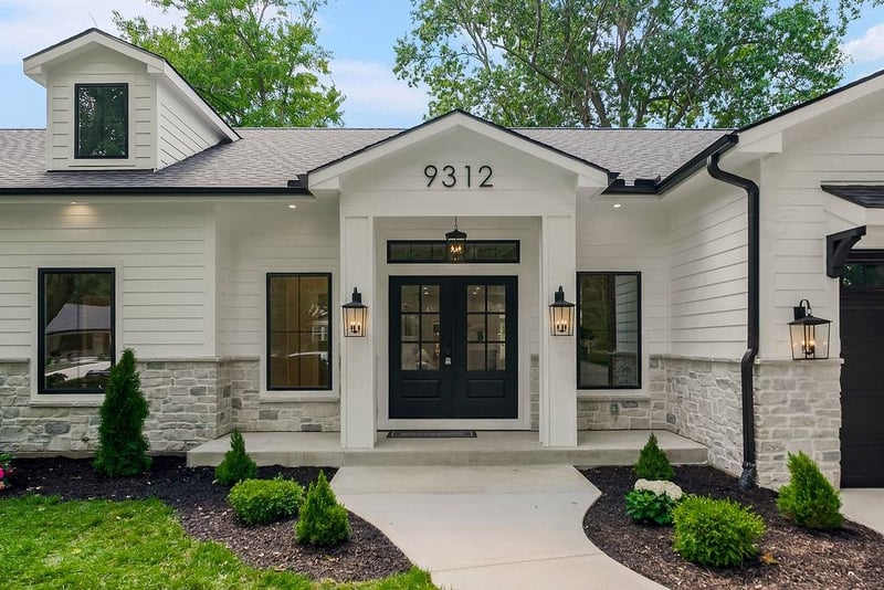 9312 Mohawk Ln, Leawood, KS 66206