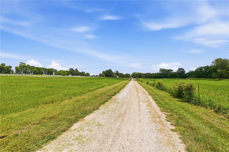 24355 Jingo Rd, Bucyrus, KS 66013