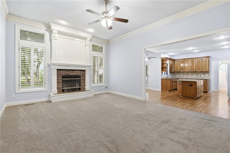 4714 W 139th Ter, Overland Park, KS 66224