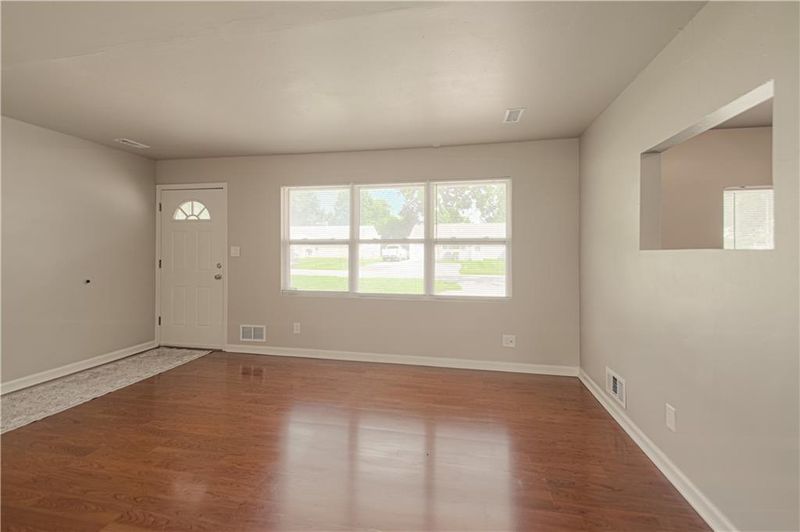 7317 E 109th St, Kansas City, MO 64134