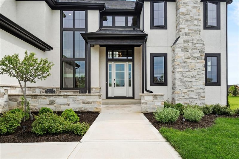 11705 W 170th St, Overland Park, KS 66221