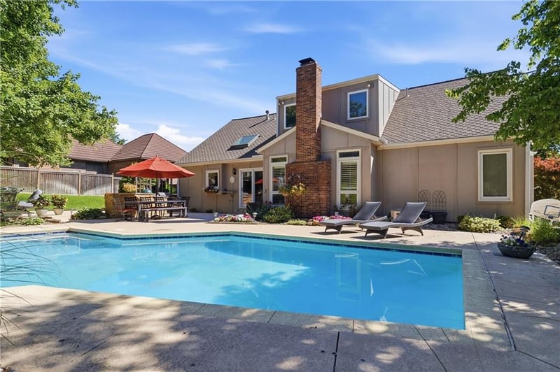 12008 Summit St, Kansas City, MO 64145