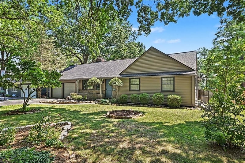 6325 Maple Dr, Mission, KS 66202
