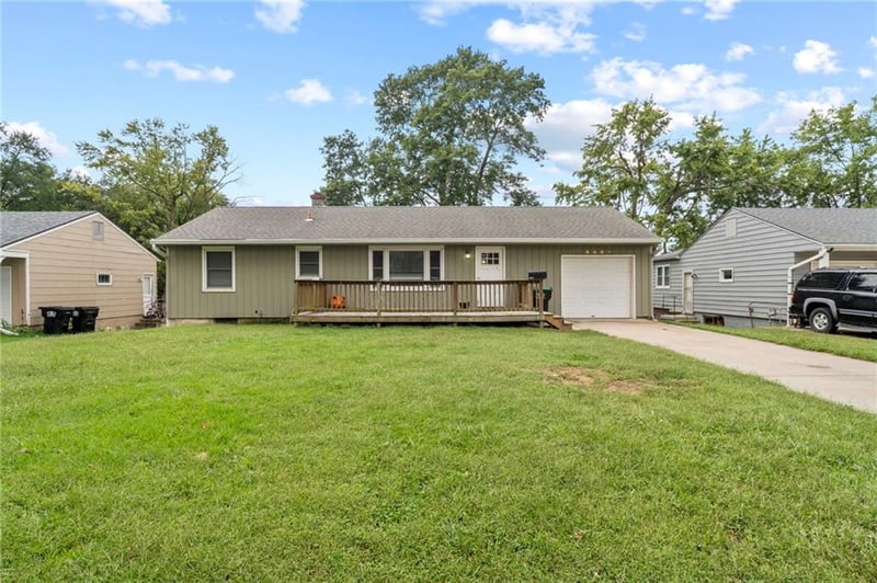 3504 S Bowen St, Independence, MO 64055