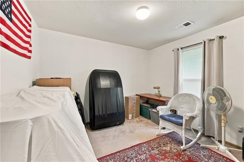 208-210 NW Woodbury Dr, Grain Valley, MO 64029