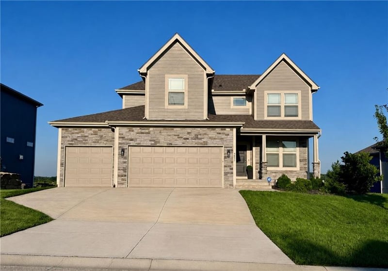 4837 Shady Bend Rd, Leavenworth, KS 66048