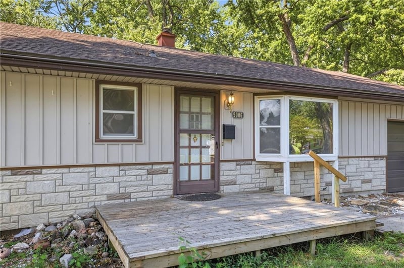 9006 E 74th Ter, Kansas City, MO 64133