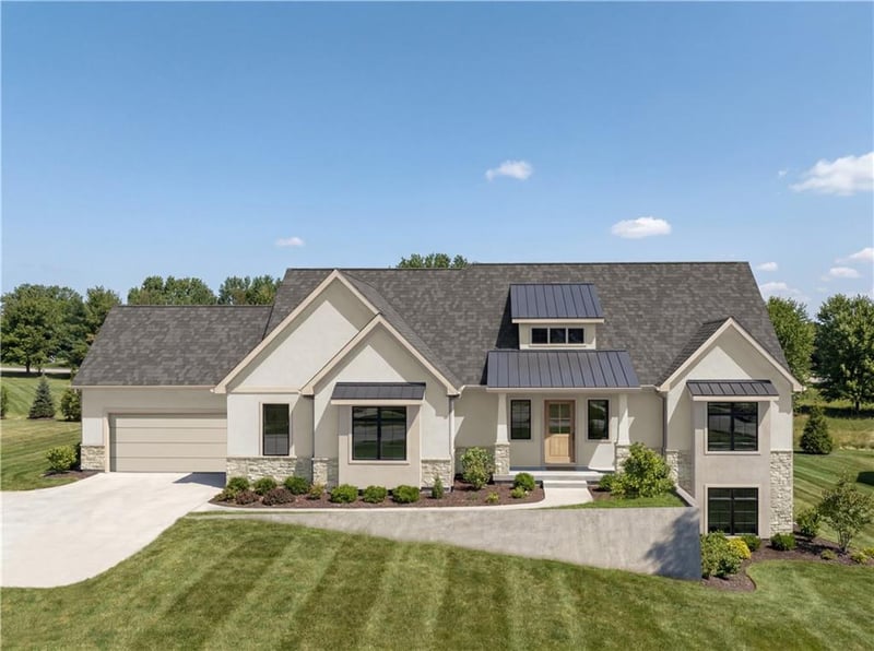 18501 W Floyd St, Overland Park, KS 66085