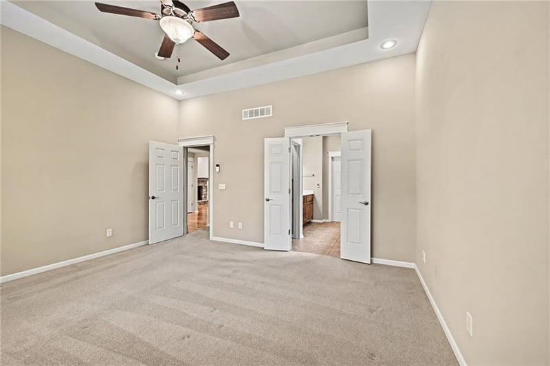 408 E 30th Ave, Kansas City, MO 64116