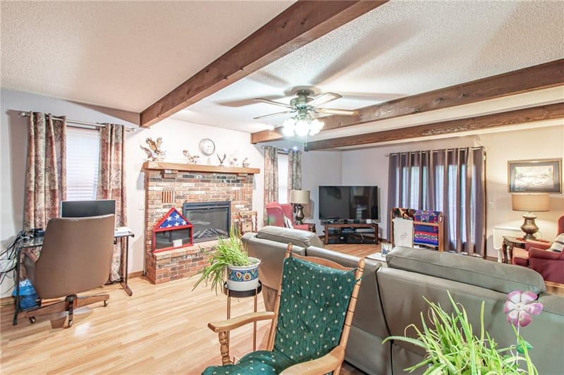 1519 Shady Ln, Warsaw, MO 65355