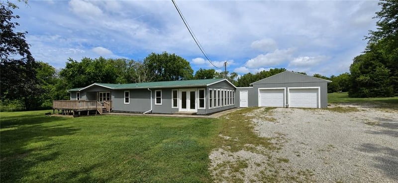 31484 W 327th St, Paola, KS 66071