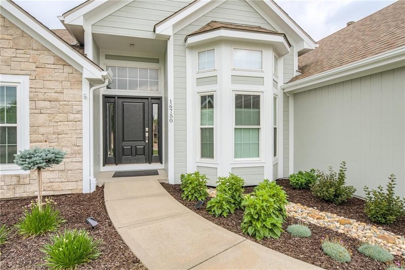 16750 NW 138th Ct, Platte City, MO 64079