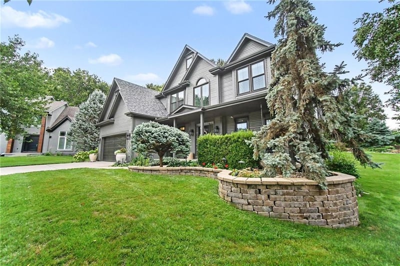 7900 N Birch Ln, Kansas City, MO 64151