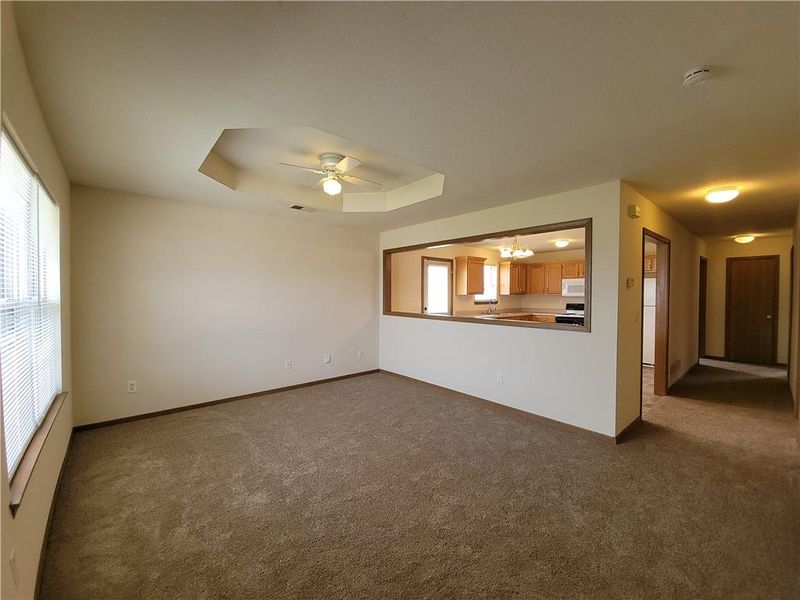 183-185 NW Woodbury Dr, Grain Valley, MO 64029