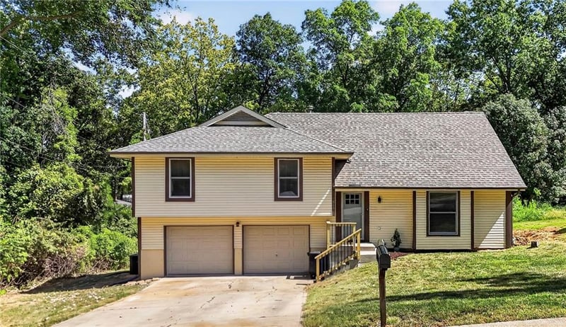 7815 Haskell Ave, Kansas City, KS 66109
