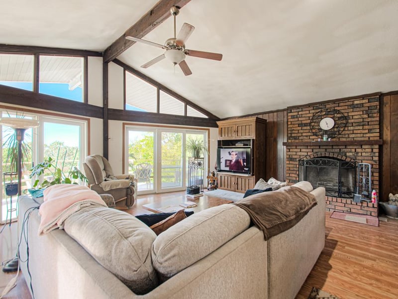 6143 SE Cameron Rd, Holt, MO 64048