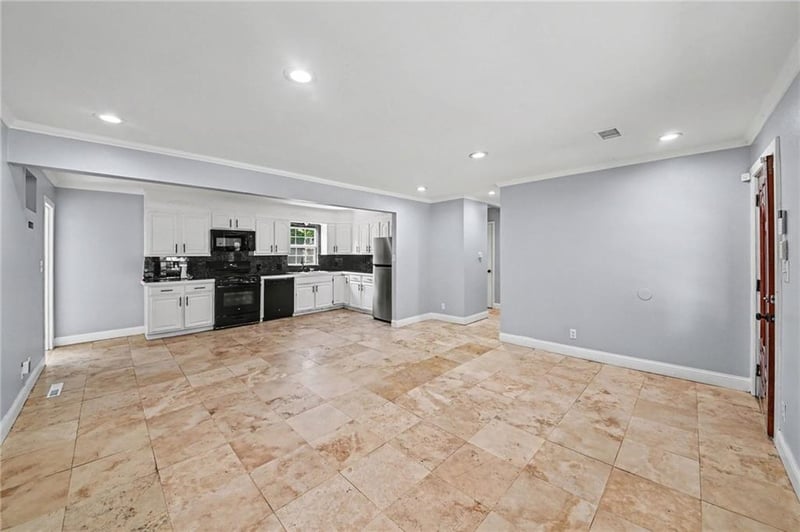 11111 E 36th St, Independence, MO 64052