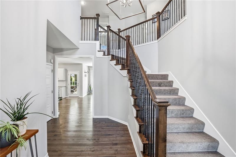 9161 Green Rd, Lenexa, KS 66227
