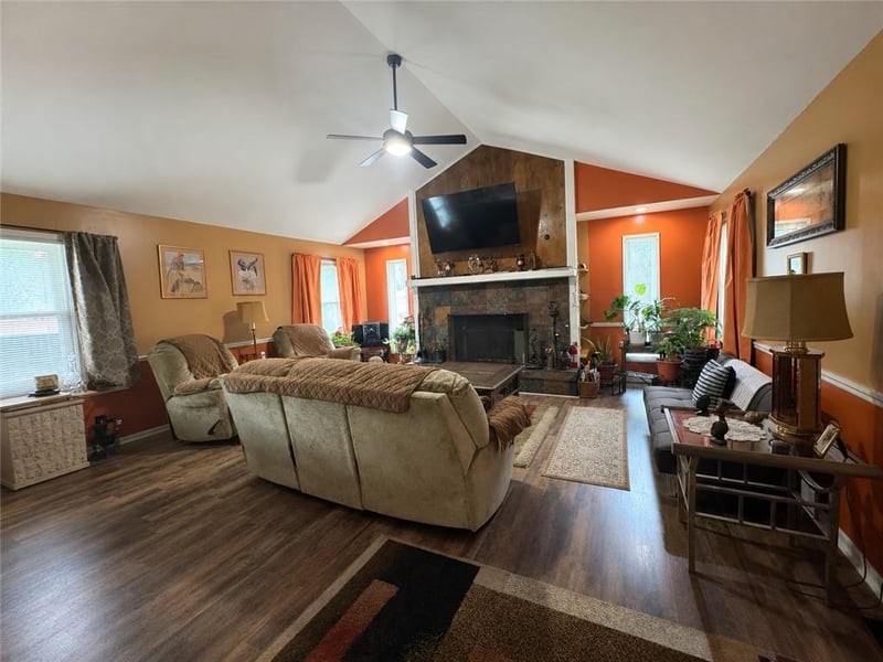 7918 Evanston Ave, Raytown, MO 64138
