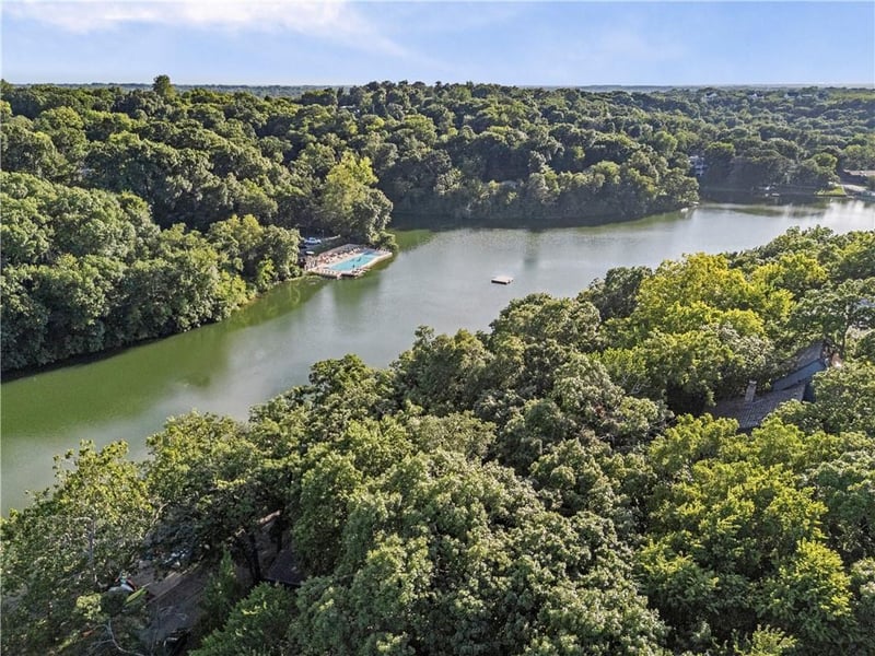 4721 Black Swan Dr, Shawnee, KS 66216