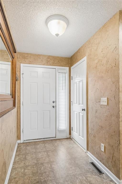 13108 Washington Ct, Kansas City, KS 66109