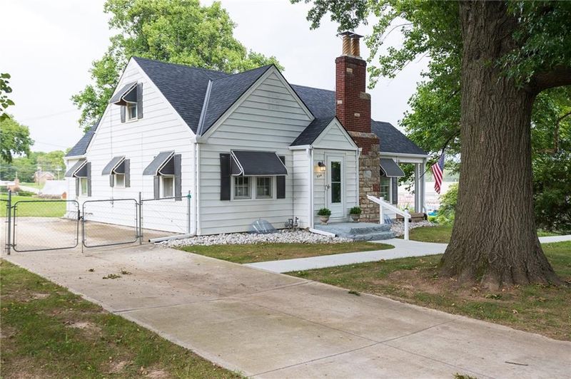 9314 E 36th Ter, Kansas City, MO 64133
