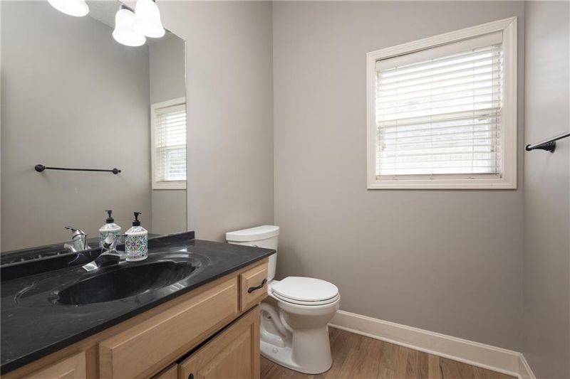 2412 SW Winterwood Ct, Lee's Summit, MO 64081