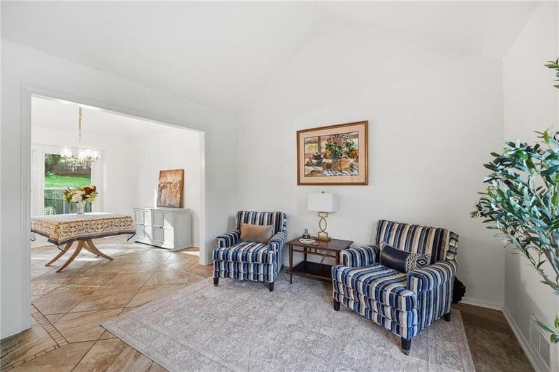 8107 Hauser St, Lenexa, KS 66215