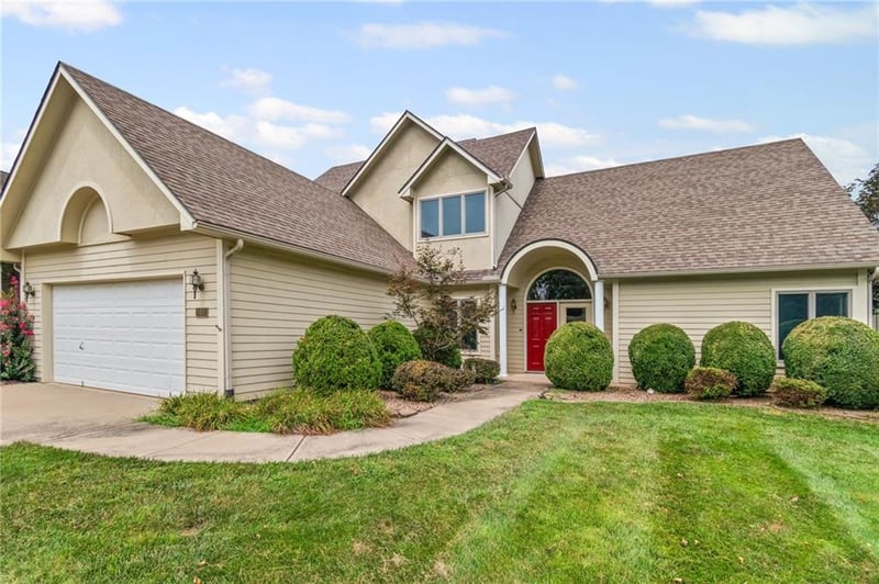 1405 Kensington Ct, Warrensburg, MO 64093