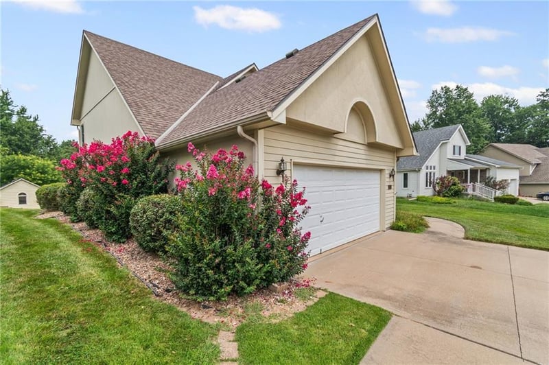 1405 Kensington Ct, Warrensburg, MO 64093
