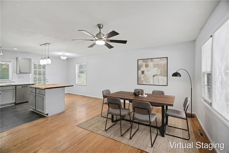 8007 E 93rd St, Kansas City, MO 64138